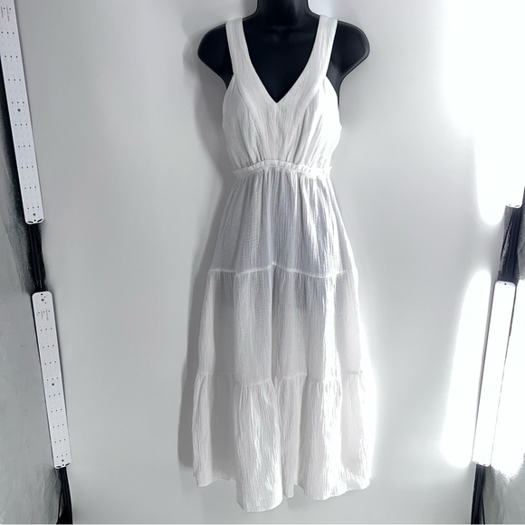 Steve Madden White Maxi Dress - Picture 1 of 8